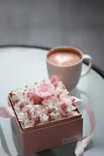 باکس گل جاودان صورتی کارنا - Image 3