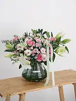 گل و گلدان باشکوه بزرگ