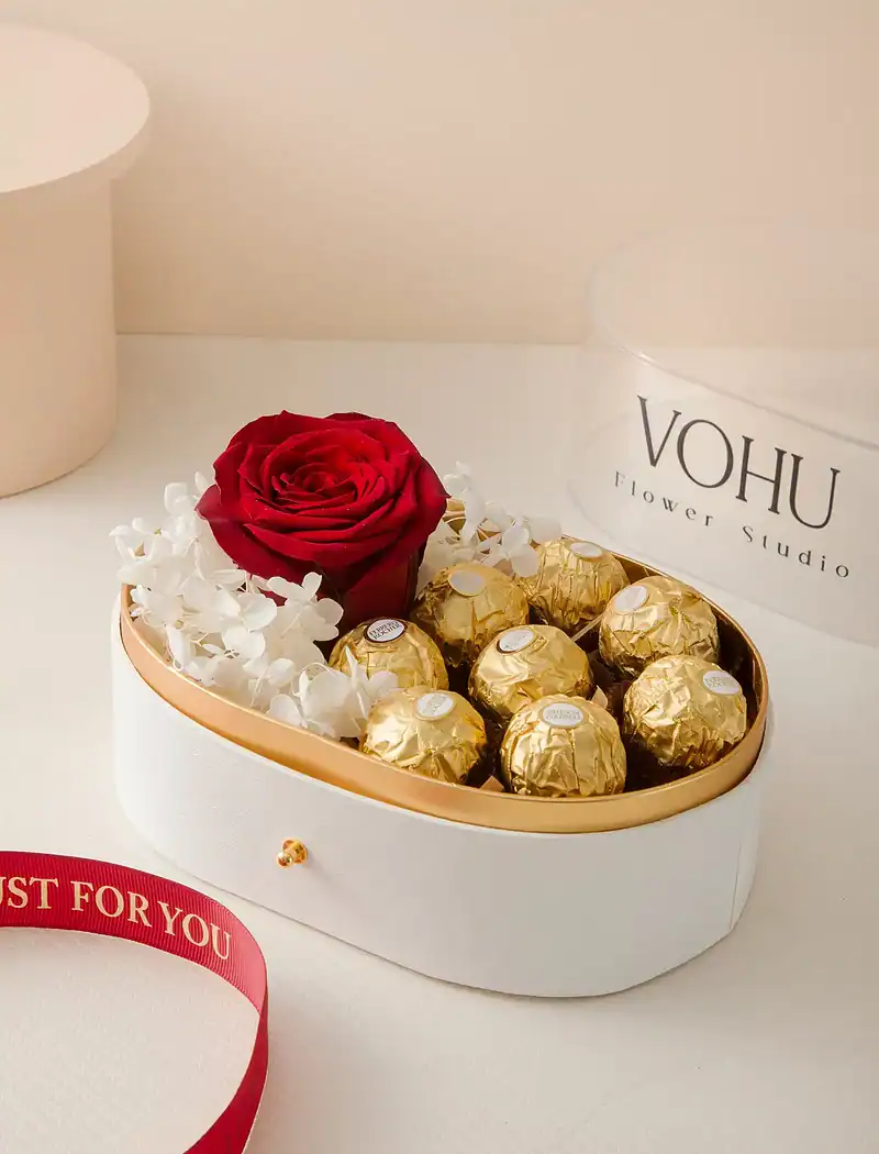 باکس گل رز جاودان قرمز لیام - Image 2