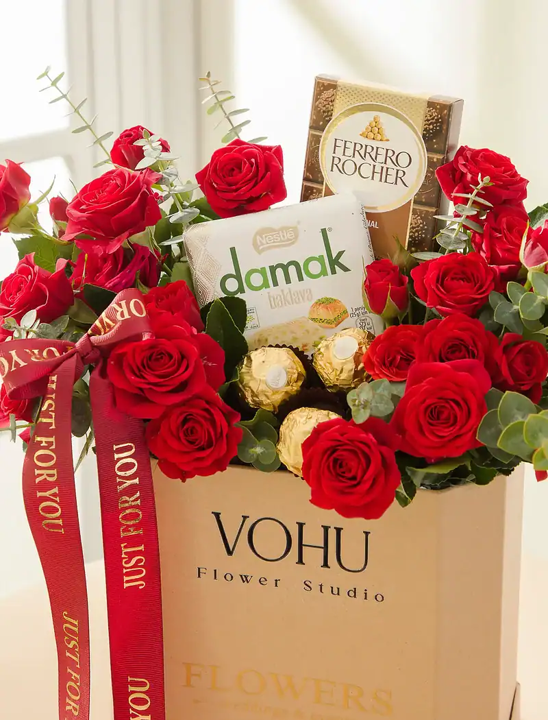 باکس گل و شکلات آرمیس - Image 2