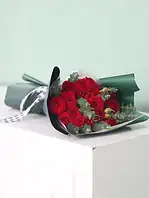 دسته گل رز مینیاتوری قرمز پرنا - Image 2