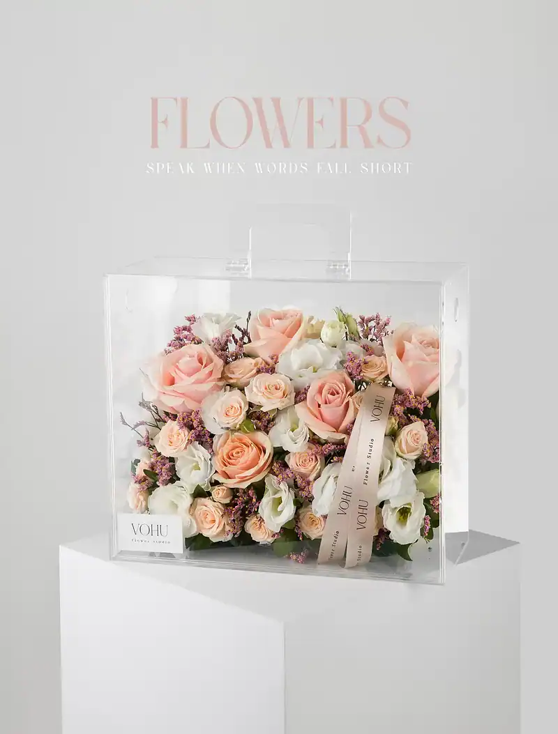 باکس گل چمدانی پلکسی شایراد - Image 1