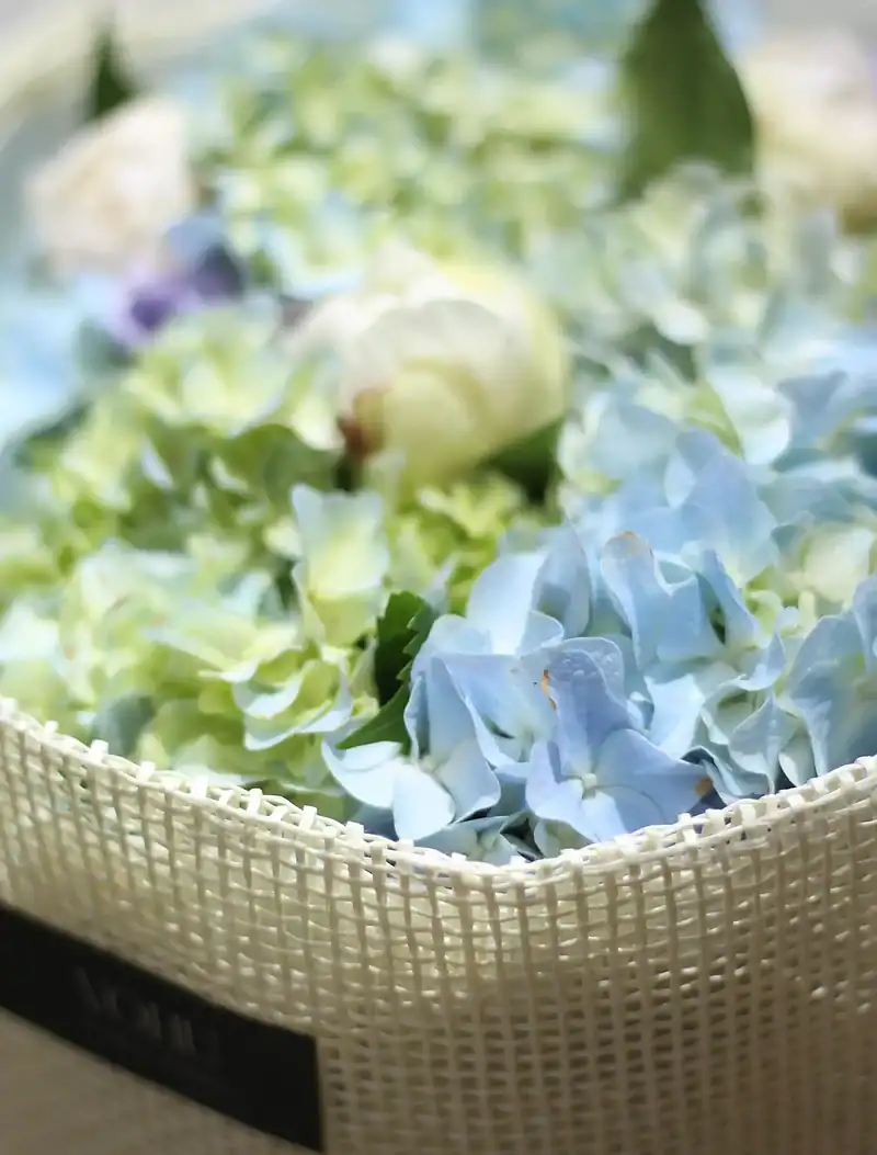 دسته گل هورتانسیا و پیونی برسام - Image 2