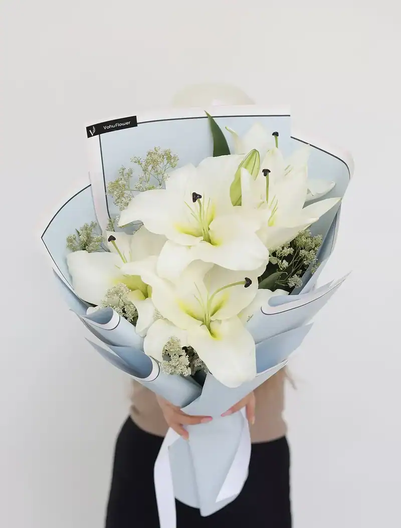 دسته گل سه شاخه اورینتال رونیا - Image 1