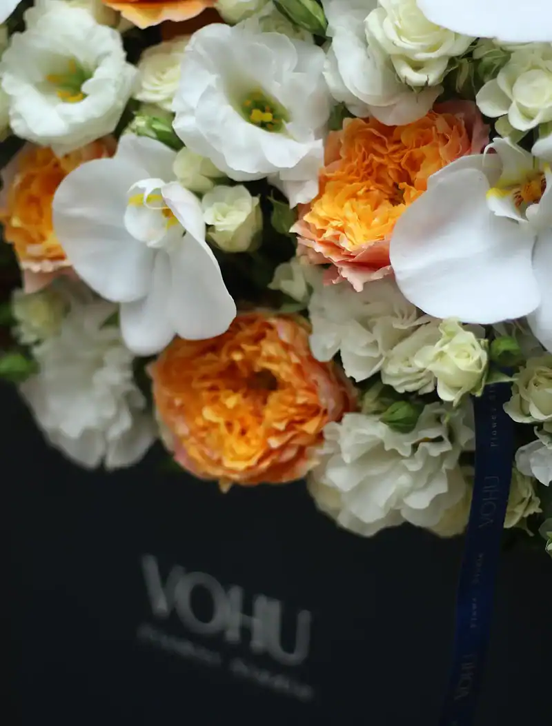 باکس گل VIP کارولینا - Image 2