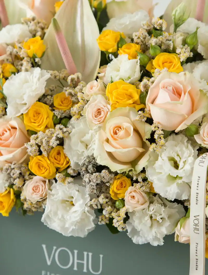 باکس گل VIP کیاشا - Image 3