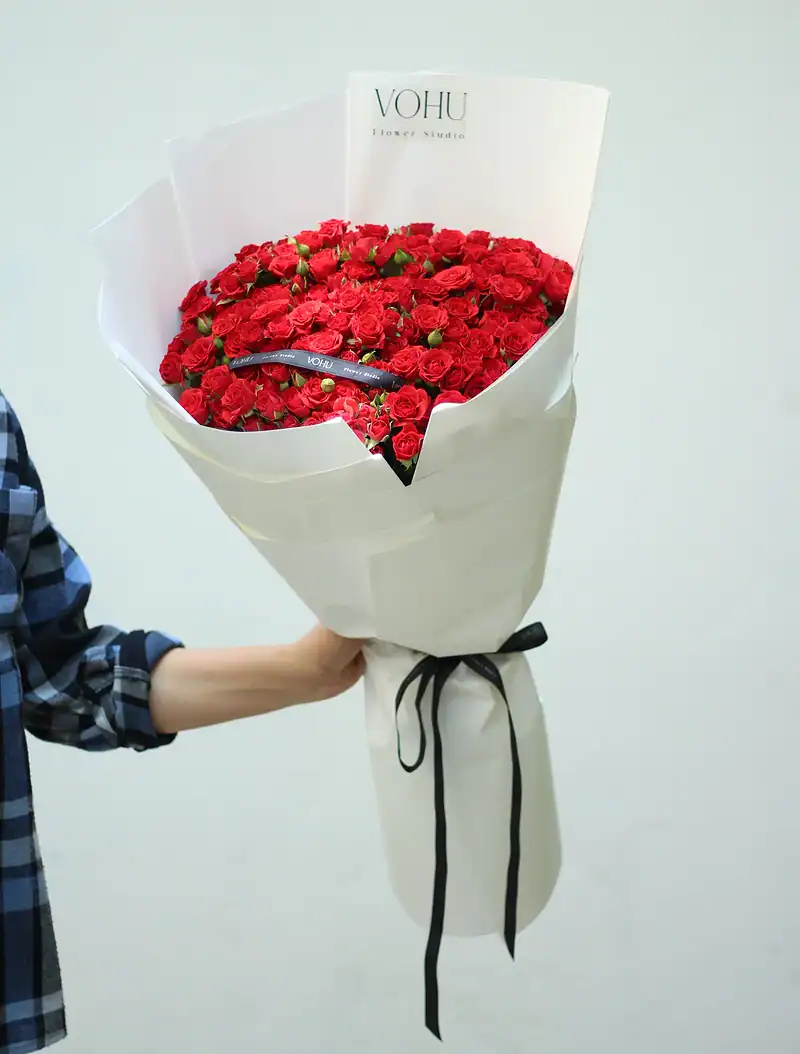 IMG_8821 دسته گل رز مینیاتوری قرمز راما - Image 1