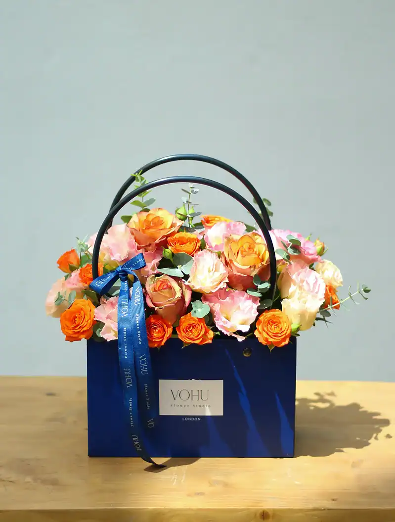 باکس گل لوتوس - Image 1