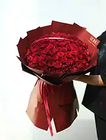 دسته گل 100 شاخه رز قرمز