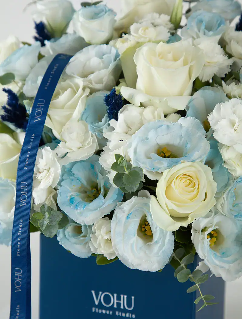 باکس گل سرمه‌ای دیاکو - Image 3