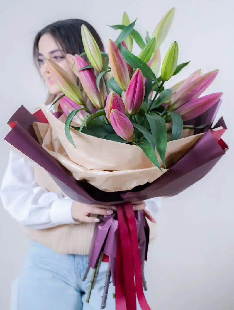 دسته گل اورینتال صورتی مهیاس - Image 1