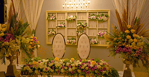 میز بله برون تزئین شده